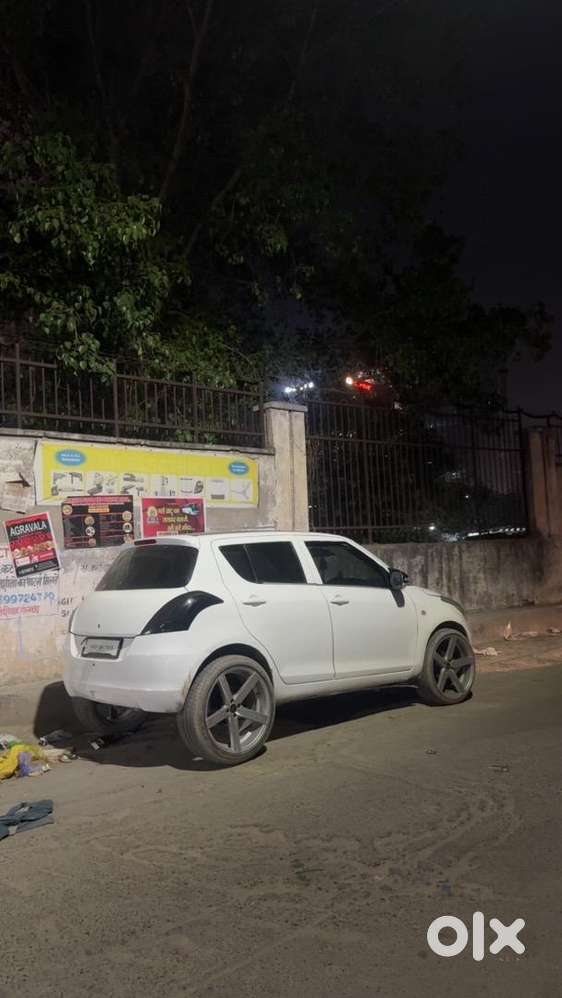 Maruti Suzuki Swift 2016 Cng & Hybrids 80000 Km Driven