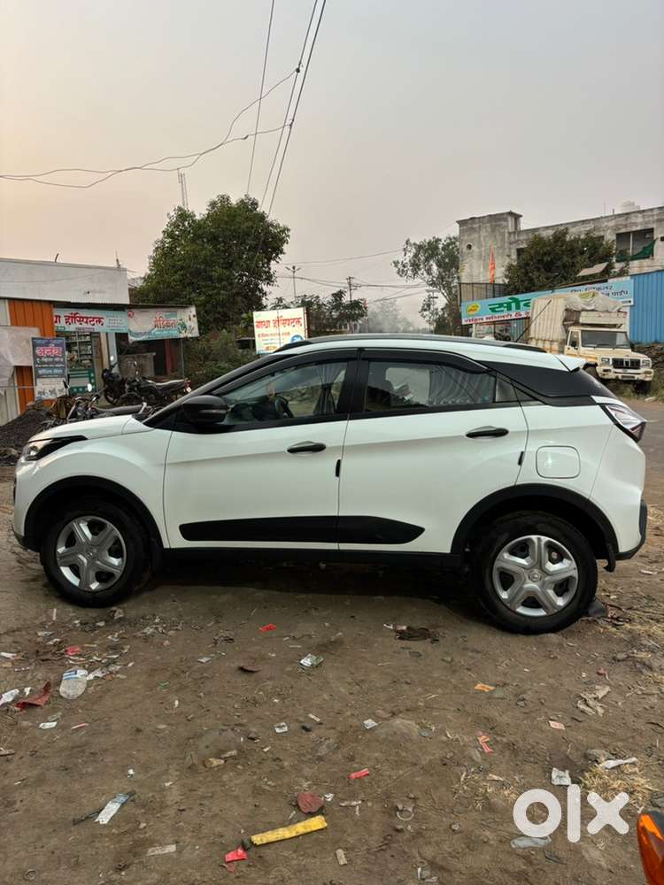 Tata Nexon Petrol 2022