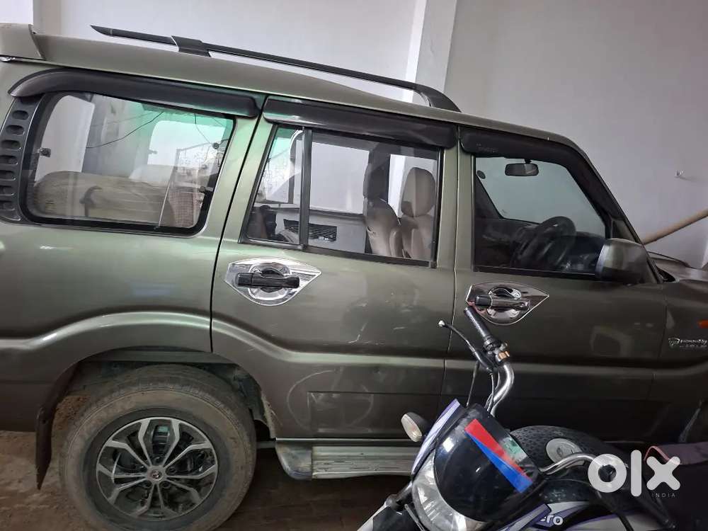 Mahindra Scorpio Classic 2009 Diesel Manual