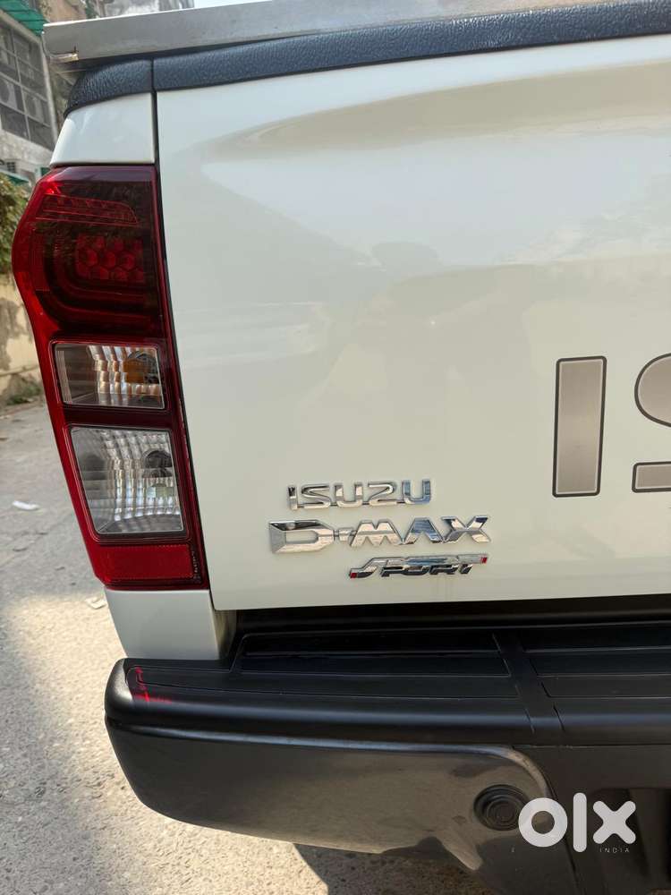 Isuzu D-max V-cross 4x4, 2025, Diesel