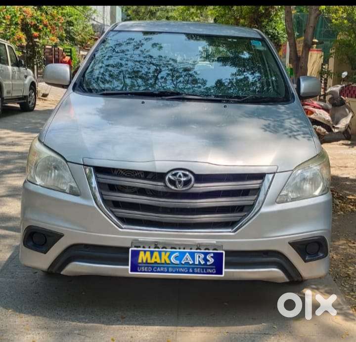 Toyota Innova 2.5 G (diesel) 8 Seater Bs Iv, 2014, Diesel