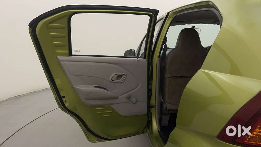 Datsun Redigo T Option, 2016, Petrol