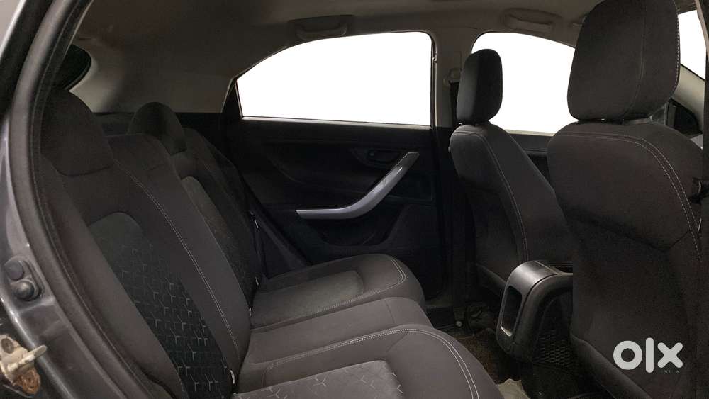 Tata Nexon 1.2 Revotron Xm (s), 2021, Petrol