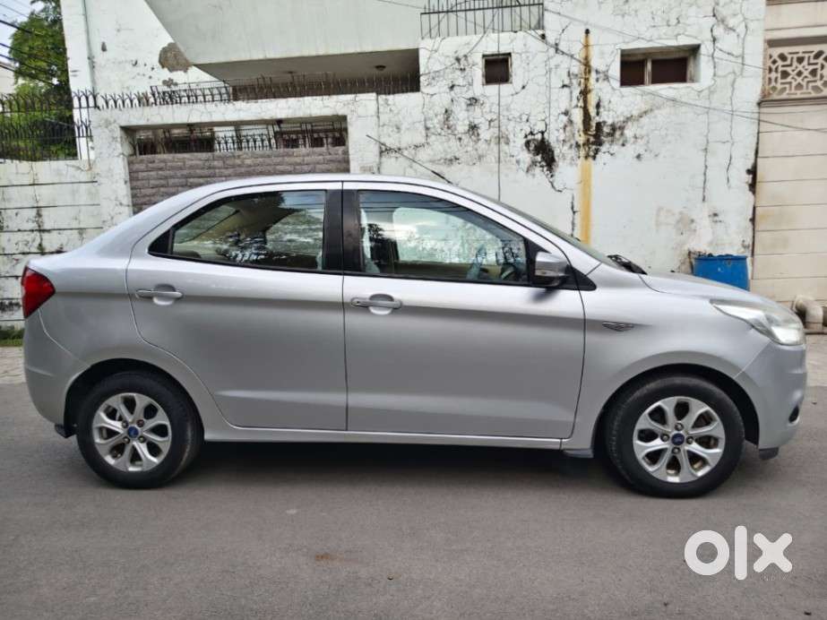 Ford Aspire Titatinium Blu Ti-vct, 2016, Petrol