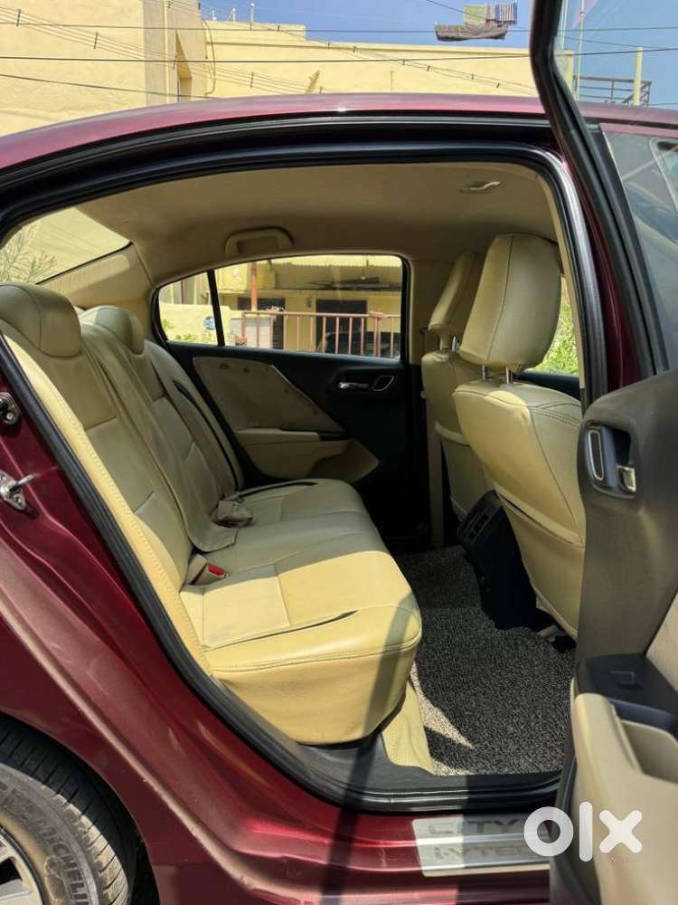 Honda City I-vtec V, 2017, Petrol