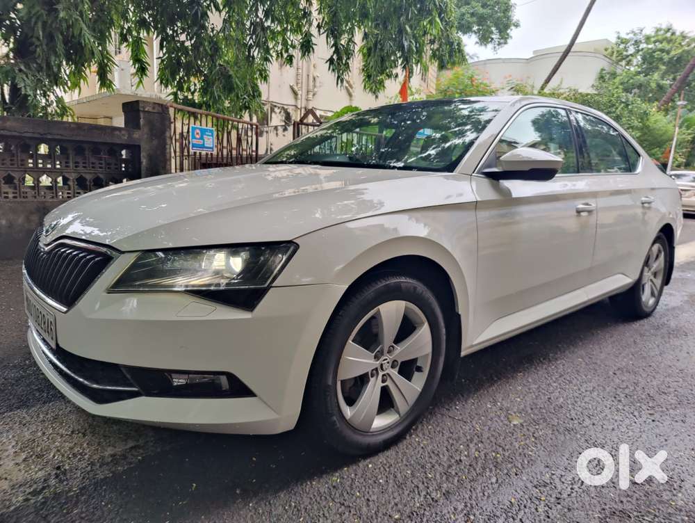 Skoda Superb Style 1.8 Tsi At, 2018, Petrol