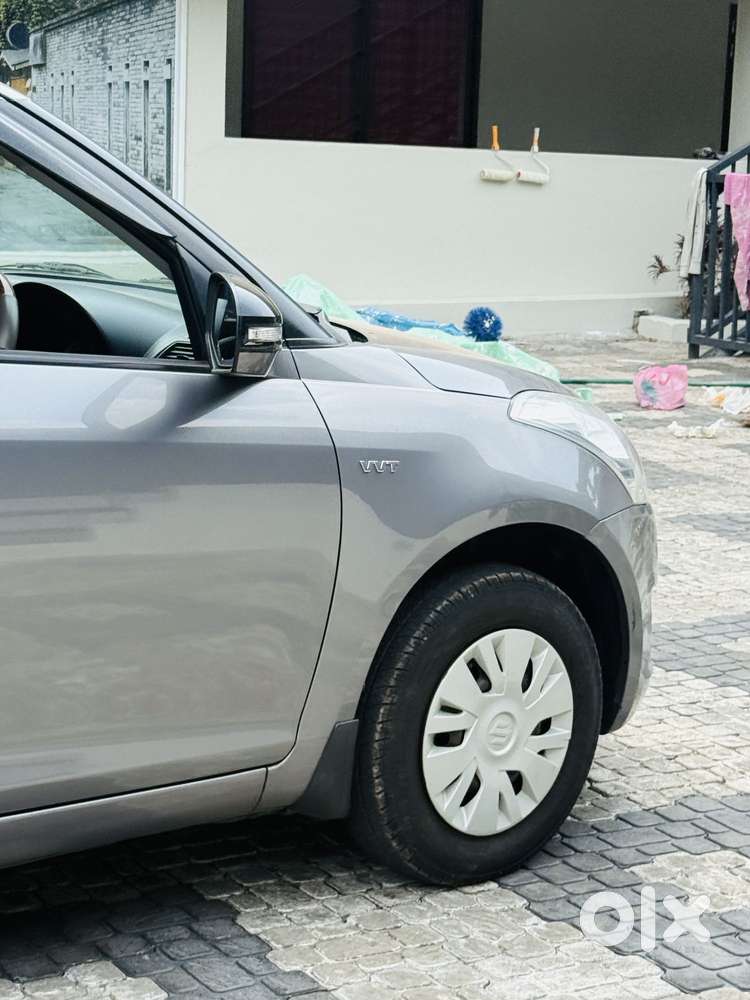 Maruti Suzuki Swift Vxi 1.2 Abs Bs-iv, 2014, Petrol