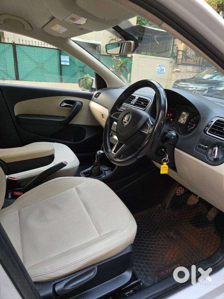 Skoda Rapid 1.6 Mpi Style, 2018, Petrol