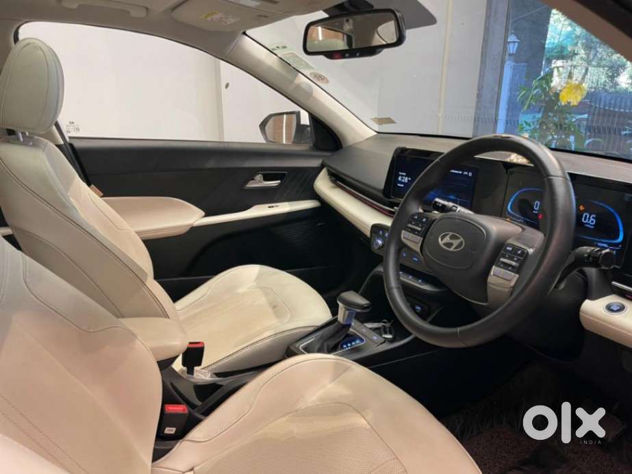 Hyundai Verna 1.5 Sx (o) Ivt, 2023, Petrol