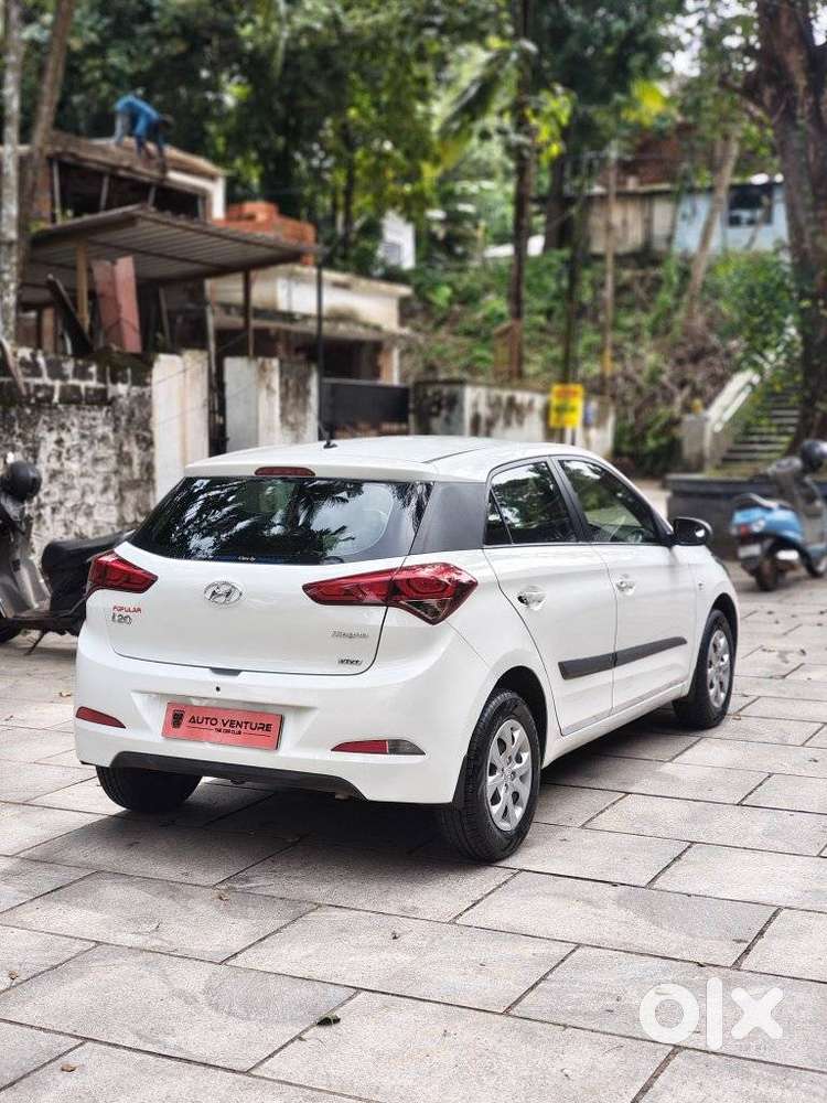 Hyundai I20 Magna 1.2 Vtvt, 2014, Petrol