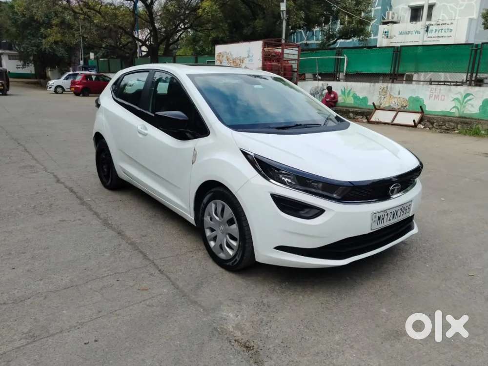 Tata Altroz Xm (s) Petrol, 2024, Petrol