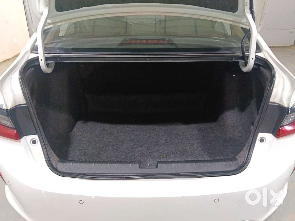 Honda City 1.5 Zx Cvt I-vtec, 2022, Petrol