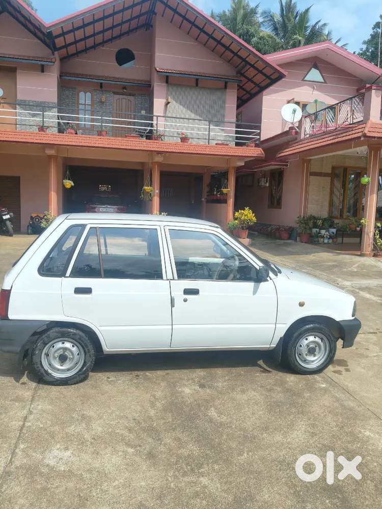 Maruti Suzuki 800 2011