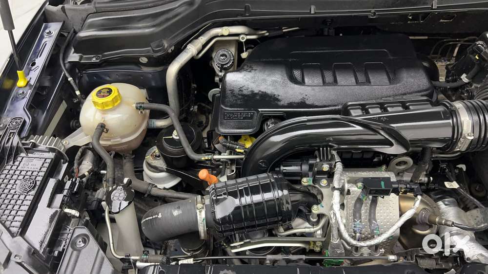 Mahindra Xuv 3xo Ax7l 1.2 Petrol At (pg), 2024, Petrol