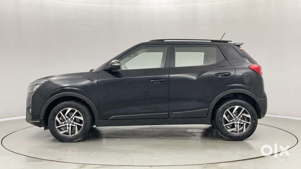 Mahindra Xuv300 W8 Option, 2022, Petrol