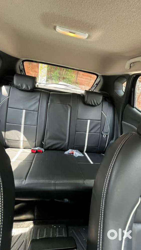 Nissan Magnite 2025 Petrol 940 Km Driven Only 4 Month Used