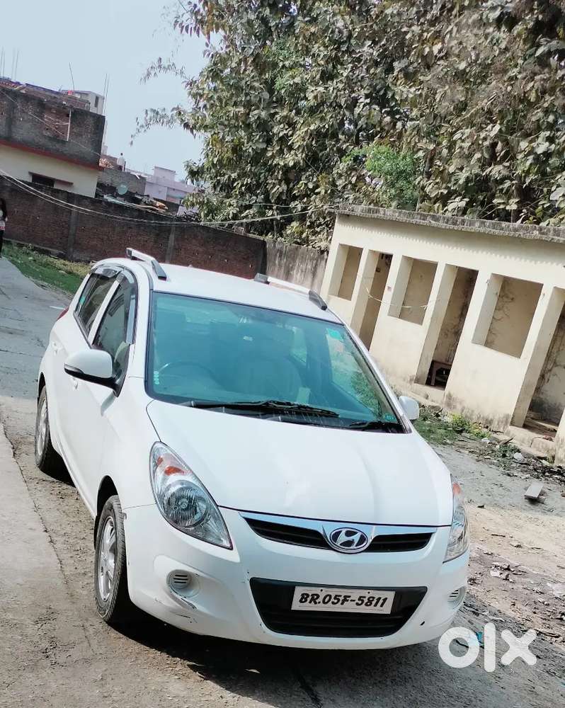 Hyundai I20 2011 Petrol Well Maintained