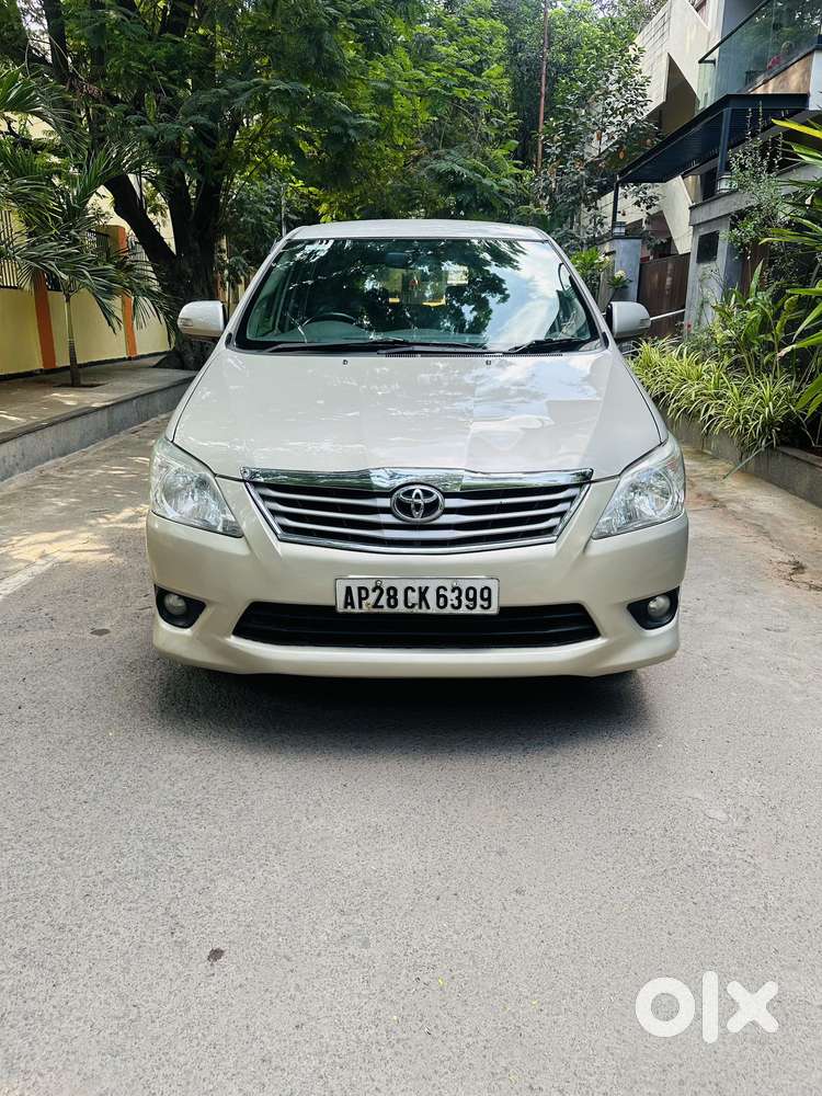 Toyota Innova 2.5 Vx 8 Str, 2013, Diesel