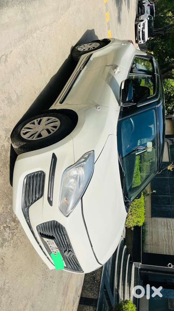 Maruti Suzuki Swift Lxi Optional-o, 2019, Cng & Hybrids