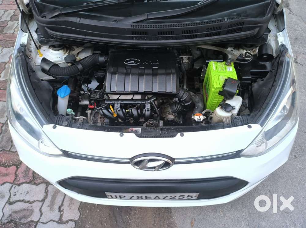Hyundai Xcent 1.2l Kappa Dual Vtvt 5-speed Manual Base, 2015, Petrol