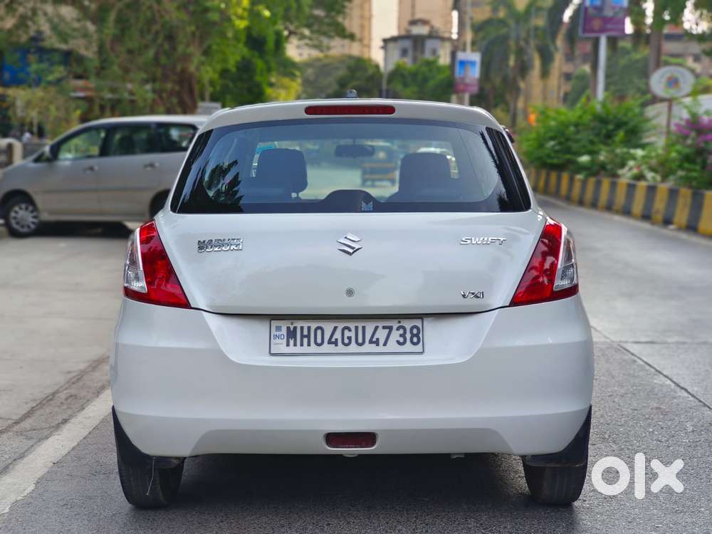 Maruti Suzuki Swift Vxi + Manual, 2015, Petrol