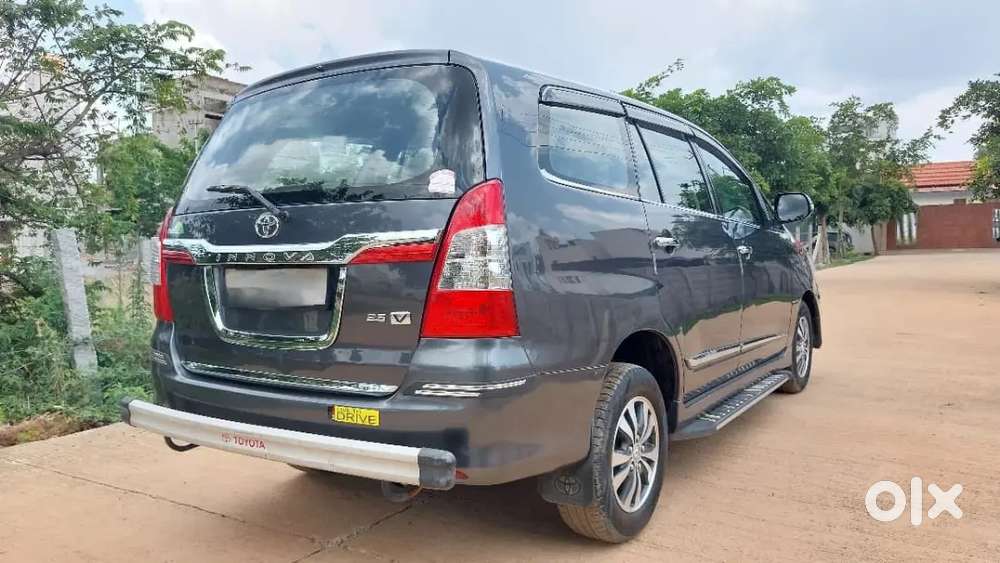 Toyota Innova 2.5 Vx 2016
