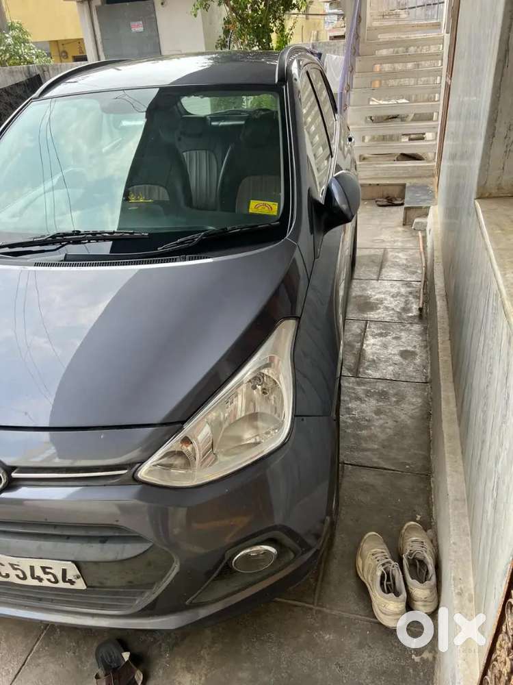 Hyundai Grand I10 2015 Diesel 145000 Km Driven