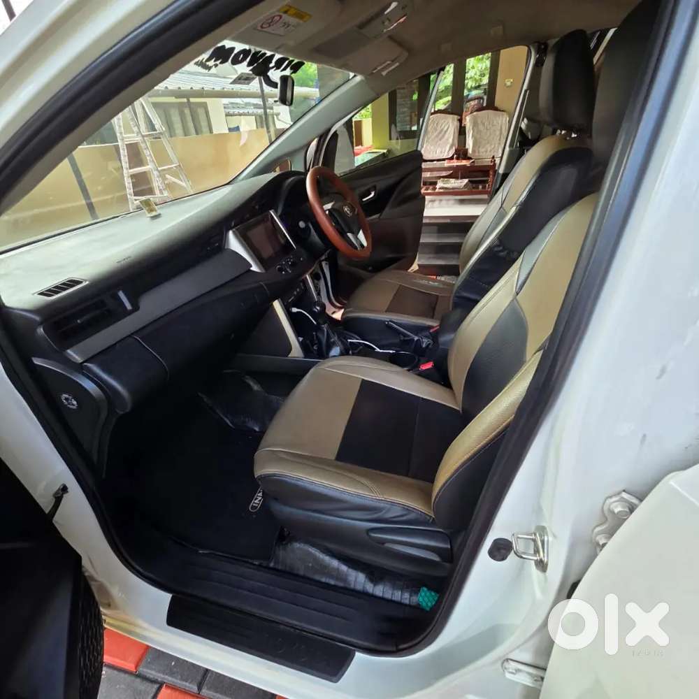 Toyota Innova Crysta 2019 Variant