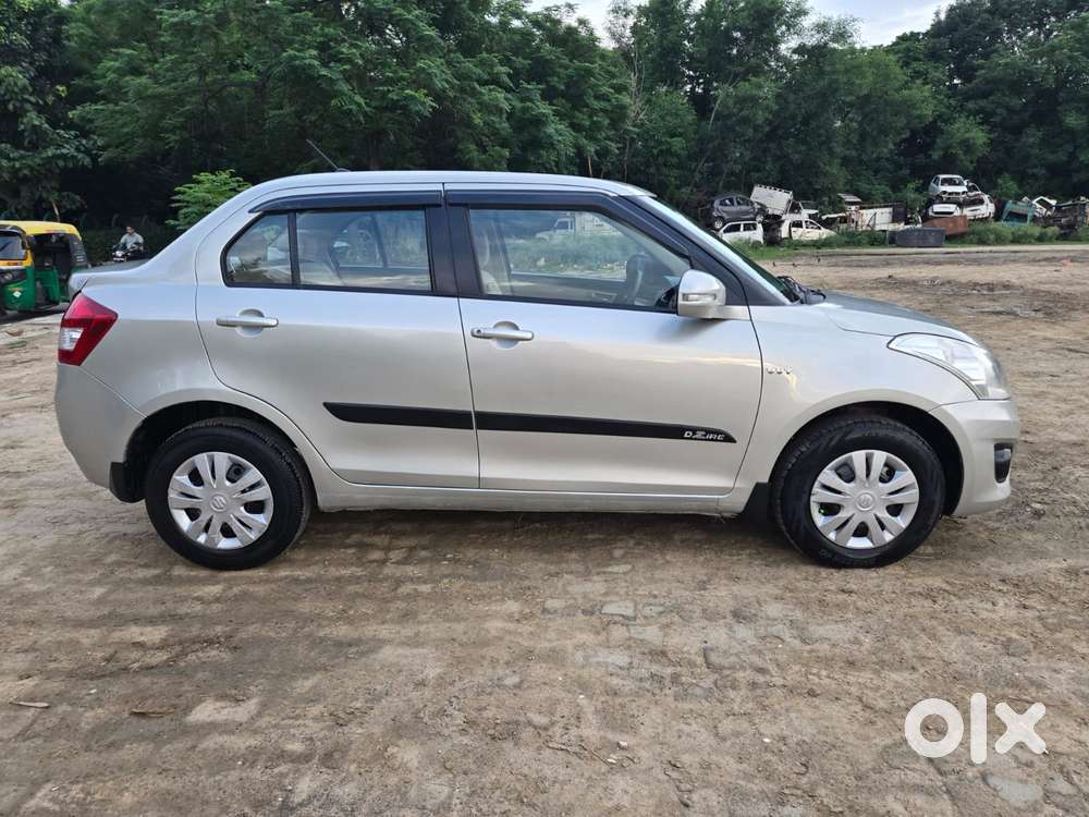Maruti Suzuki Swift Dzire Vxi, 2012, Petrol