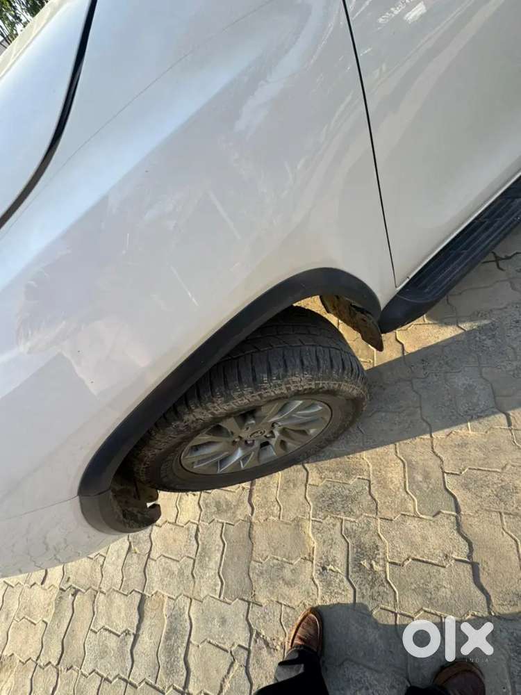 Toyota Fortuner 2016 Diesel 78000 Km Driven 2nd Owner Pb 39 Number