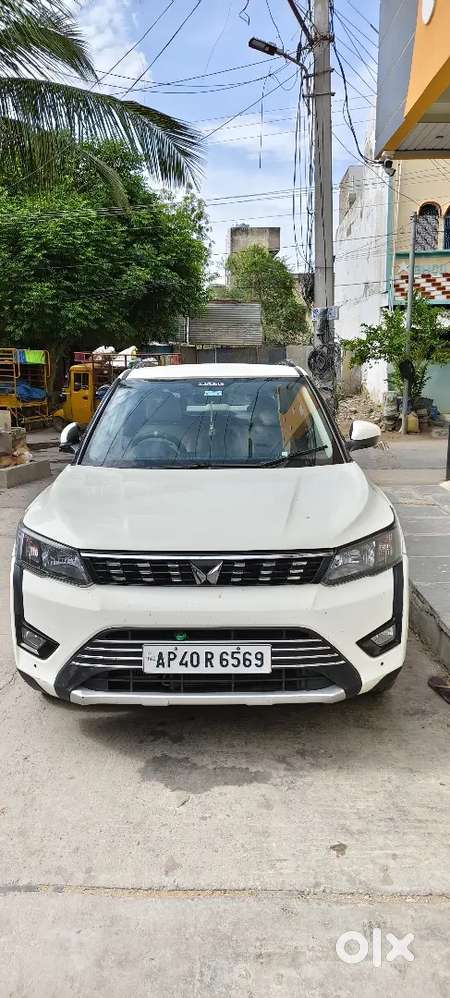 Mahindra Xuv 300 W6 Sunroof