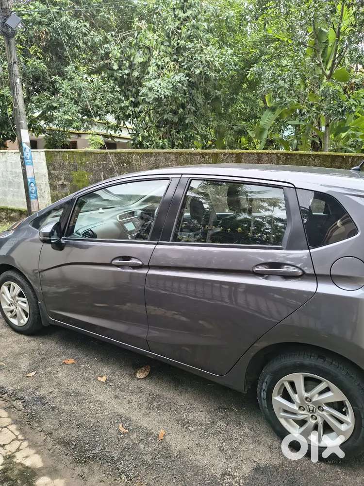 Honda Jazz Vx I-vtec 2018 Petrol 82100 Km Driven