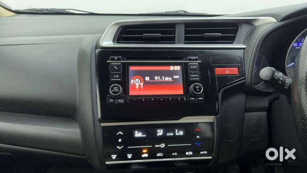 Honda Jazz [2020-2023] 1.2 V I-vtec Mt, 2015, Petrol