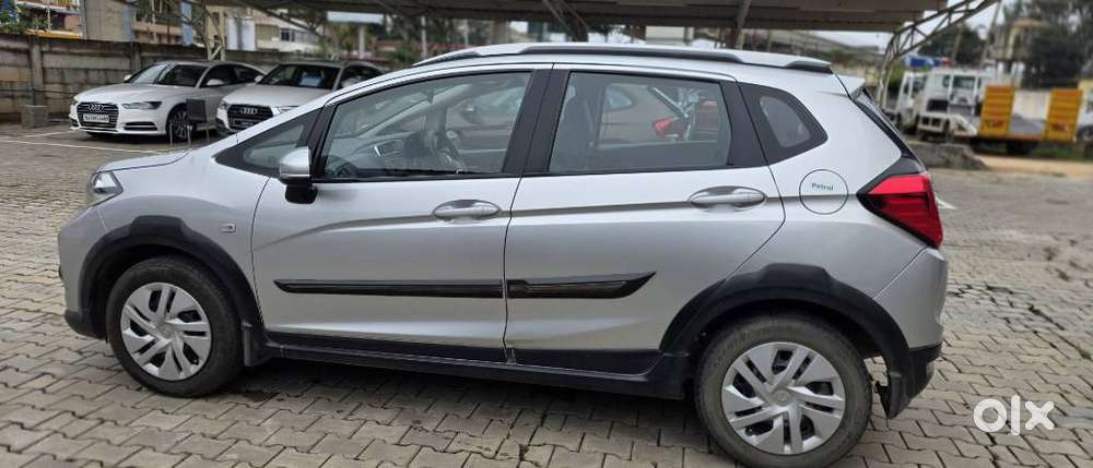 Honda WR-V i-VTEC S, 2017, Petrol