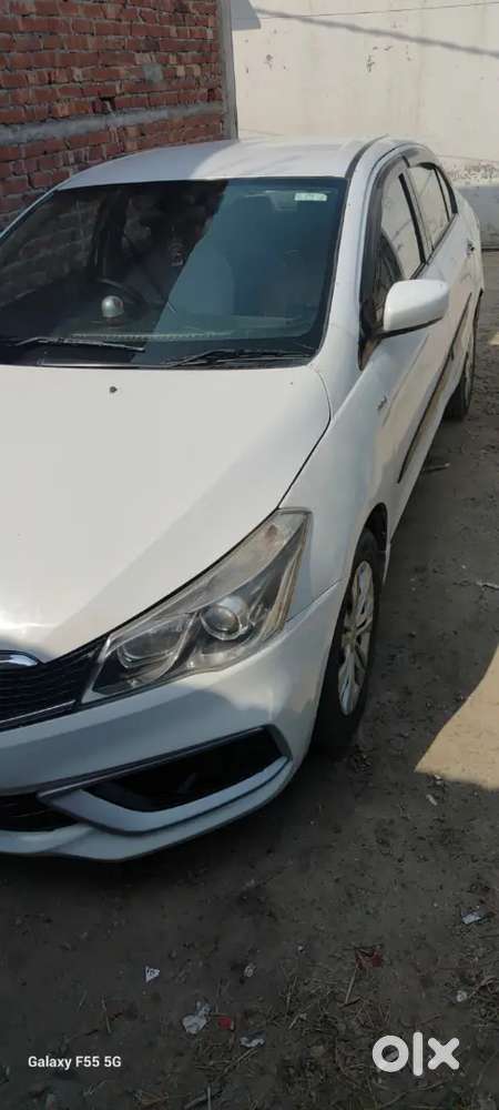 Car Bahut Achhi H New Lani H Esliye Sale Kr Rha Hu