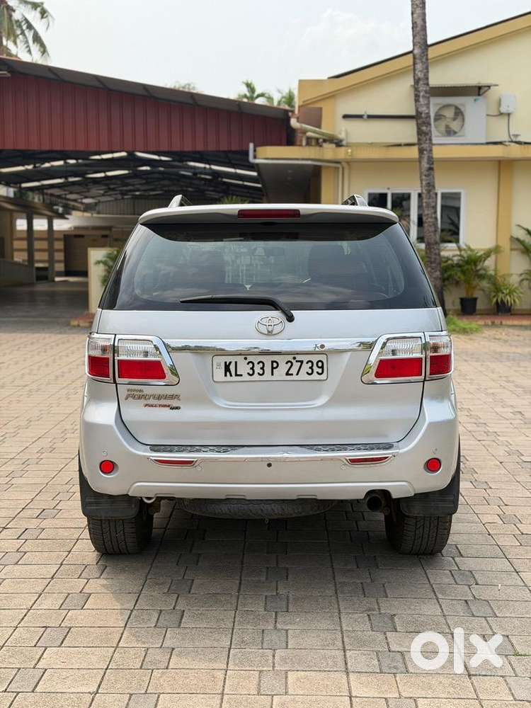 Toyota Fortuner 2011 Diesel Well Maintained