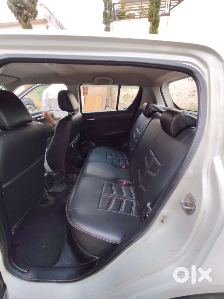 Maruti Suzuki Swift Vxi 1.2 Abs Bs-iv, 2015, Petrol