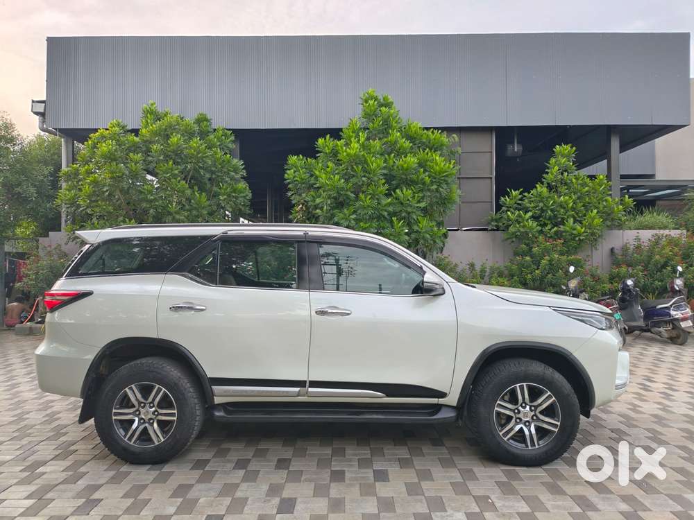 Toyota Fortuner 4x2 At 2.8 Diesel, 2022, Diesel
