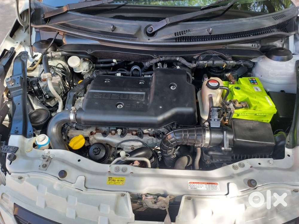 Maruti Suzuki Swift Zdi Plus, 2015, Diesel