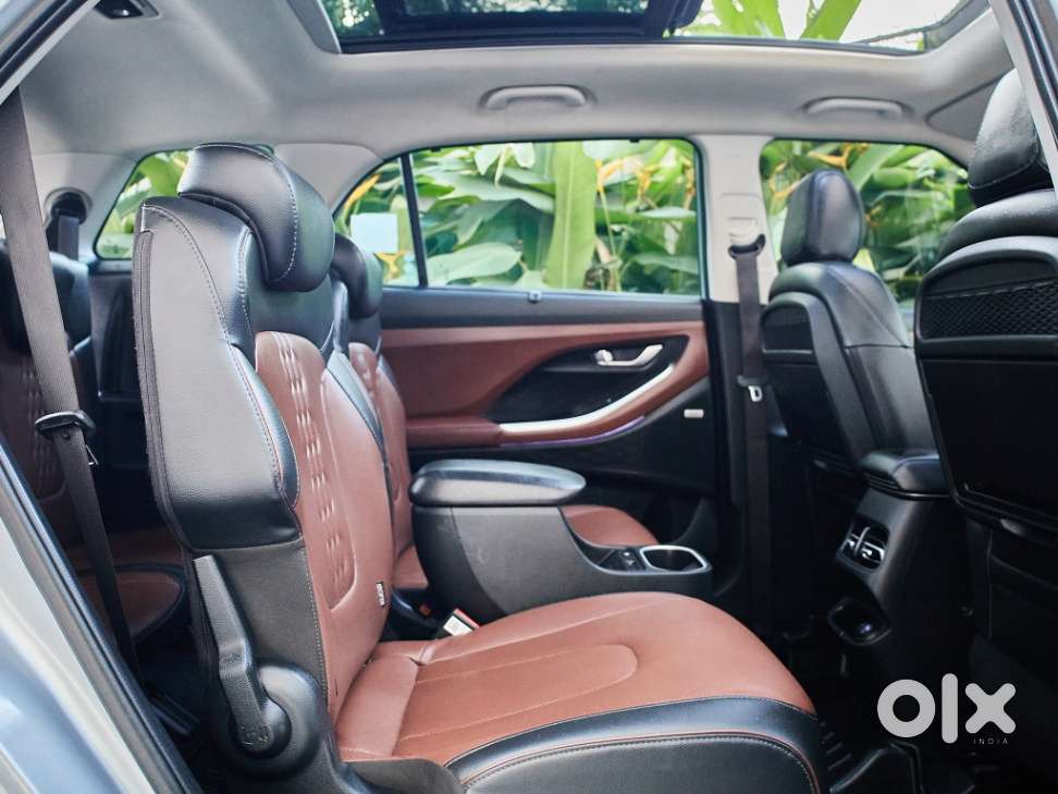 Hyundai Alcazar 2.0 Signature (o) Petrol At 6 Str, 2022, Petrol