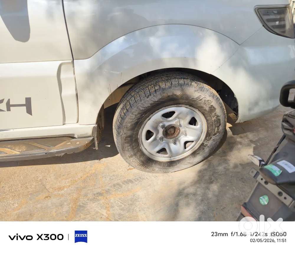 Tata Safari Storme 2014