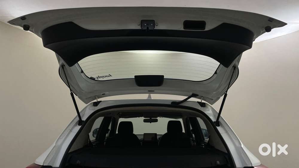 Honda Elevate V Mt, 2023, Petrol