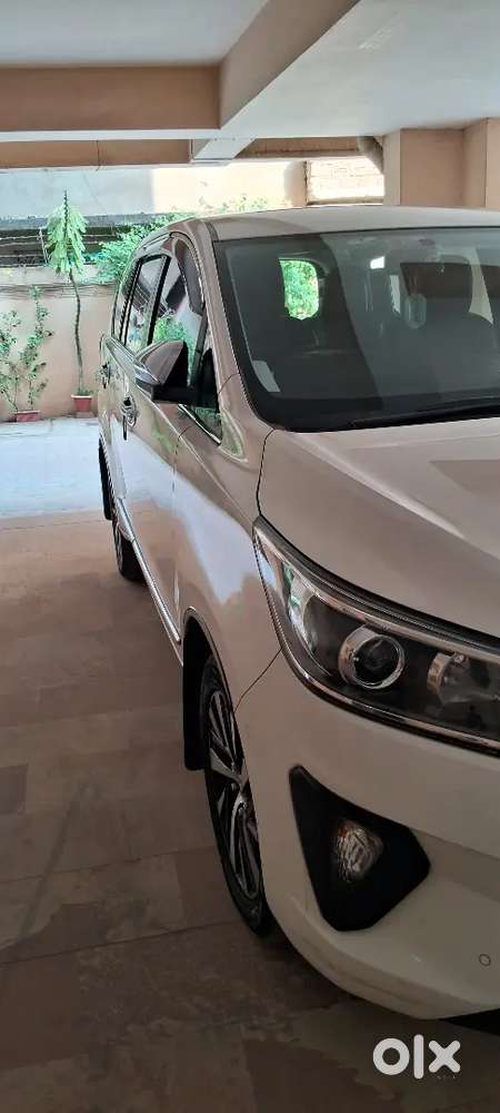 Toyota Innova 2.4zx 2021 Diesel 61311 Km Driven