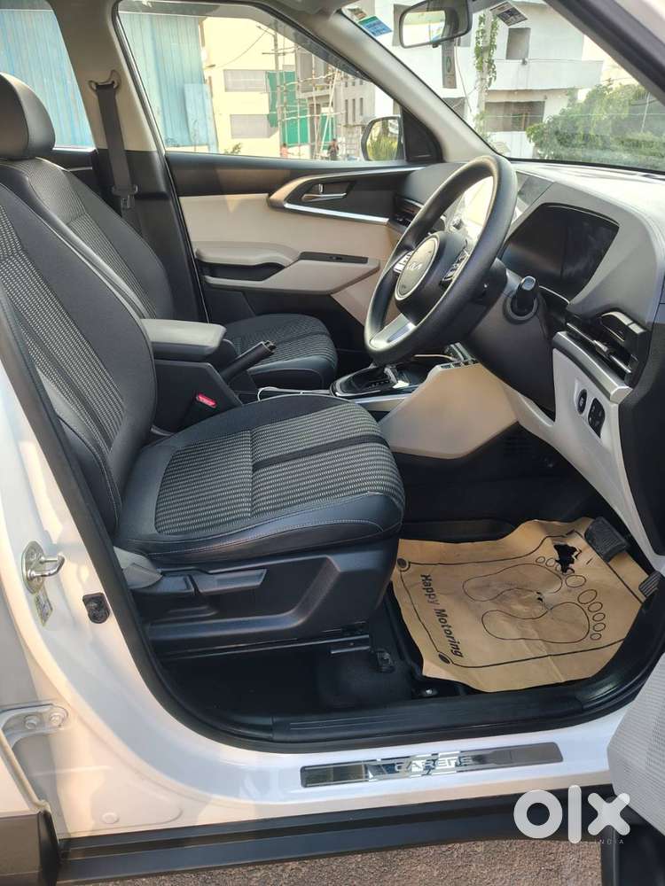Kia Carens Prestige Plus (o) Dct &ndash; 2024 Model