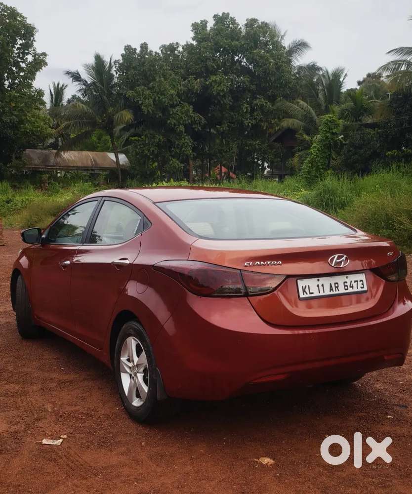 Hyundai Elantra 2013 Petrol Well Maintained