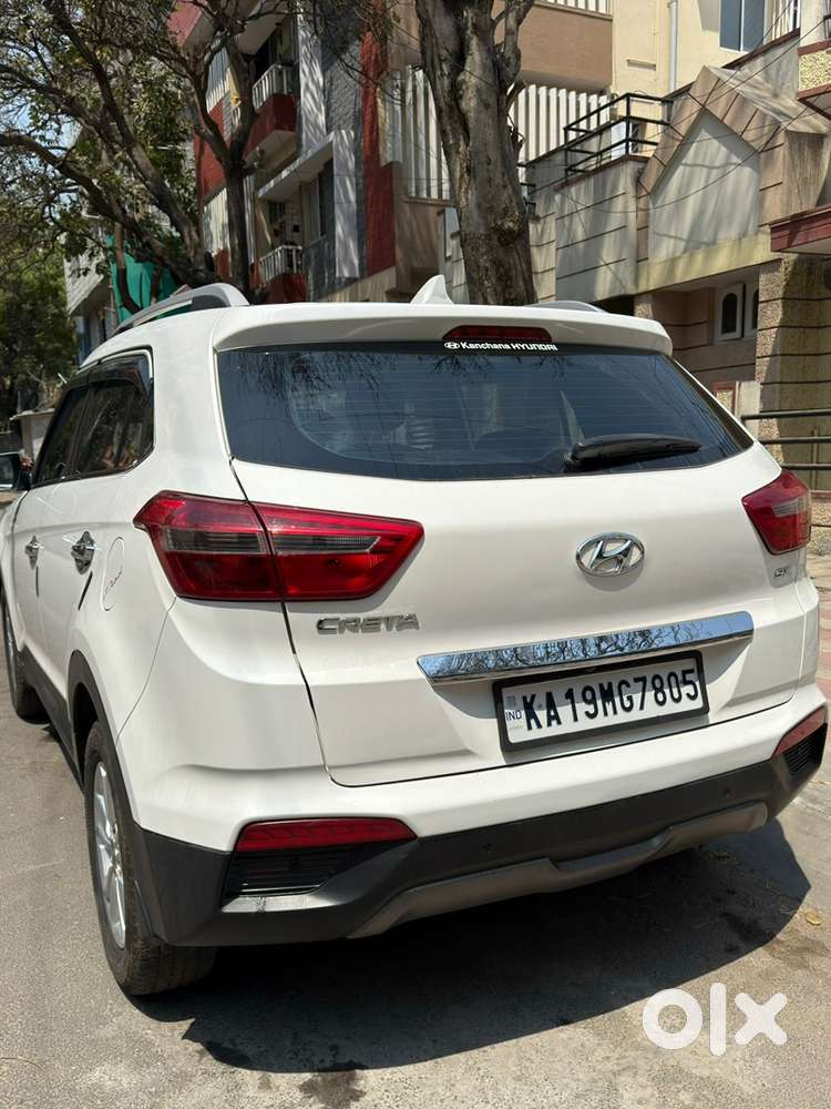 Hyundai Creta 2017 Petrol 64000 Km Driven Well Maintained.