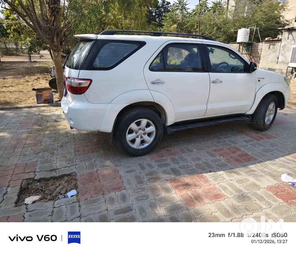 Fortuner 2011 Diesel 197000 Km Driven Turbo Mistake And Battery Dead