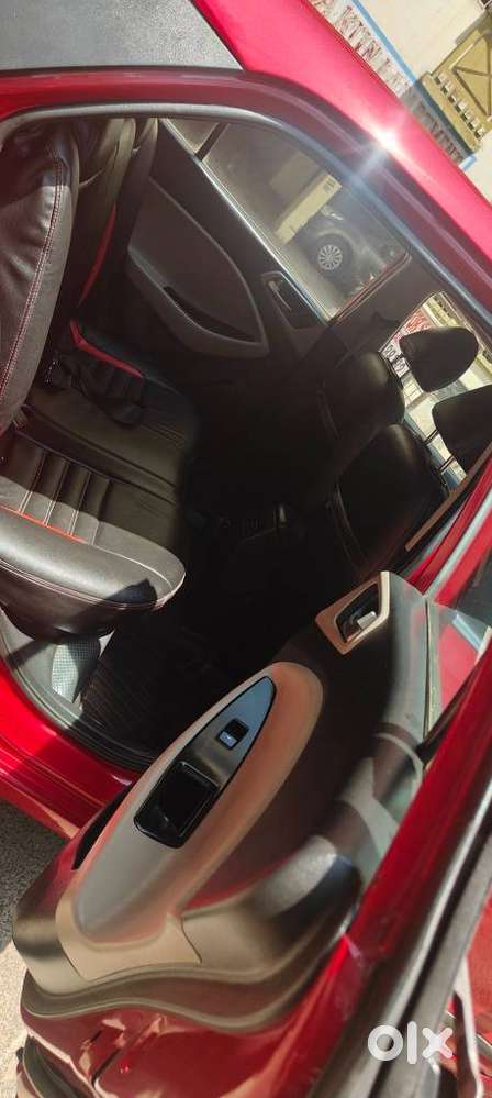 Hyundai Elite I20 Sportz (o) 1.4, 2015, Diesel