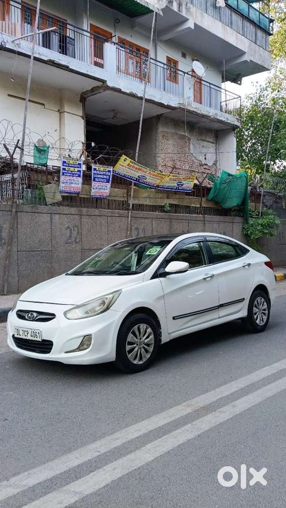 Hyundai Verna Petrol 2013