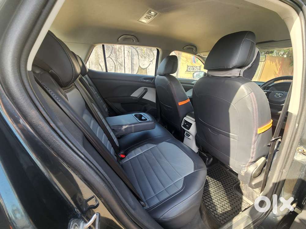 Skoda Kushaq 1.0 Tsi Ambition, 2022, Petrol